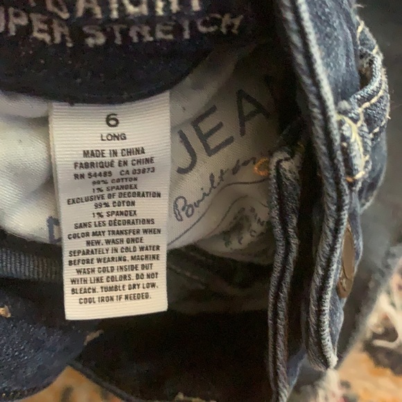 American Eagle Denim Shorts - Picture 3 of 3